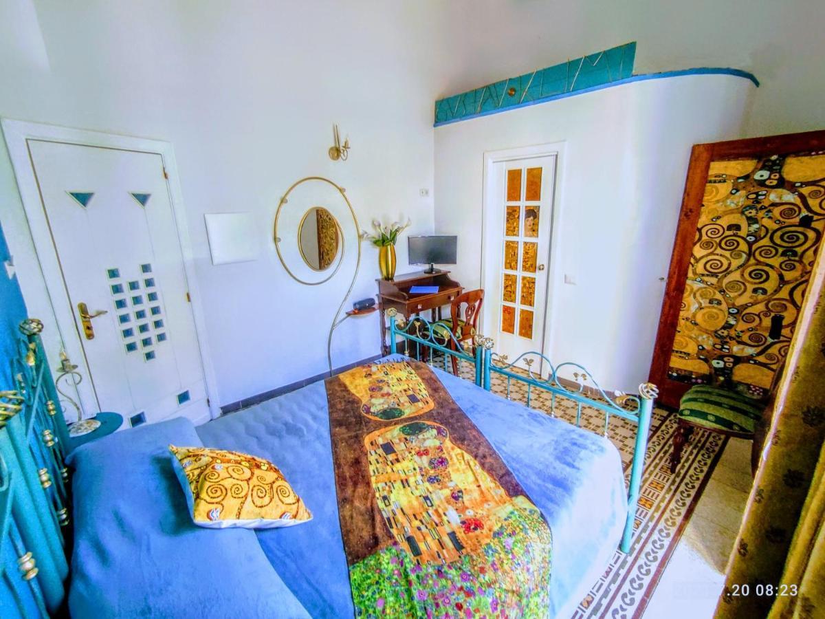Napoli Naif Bed & Breakfast Exterior photo