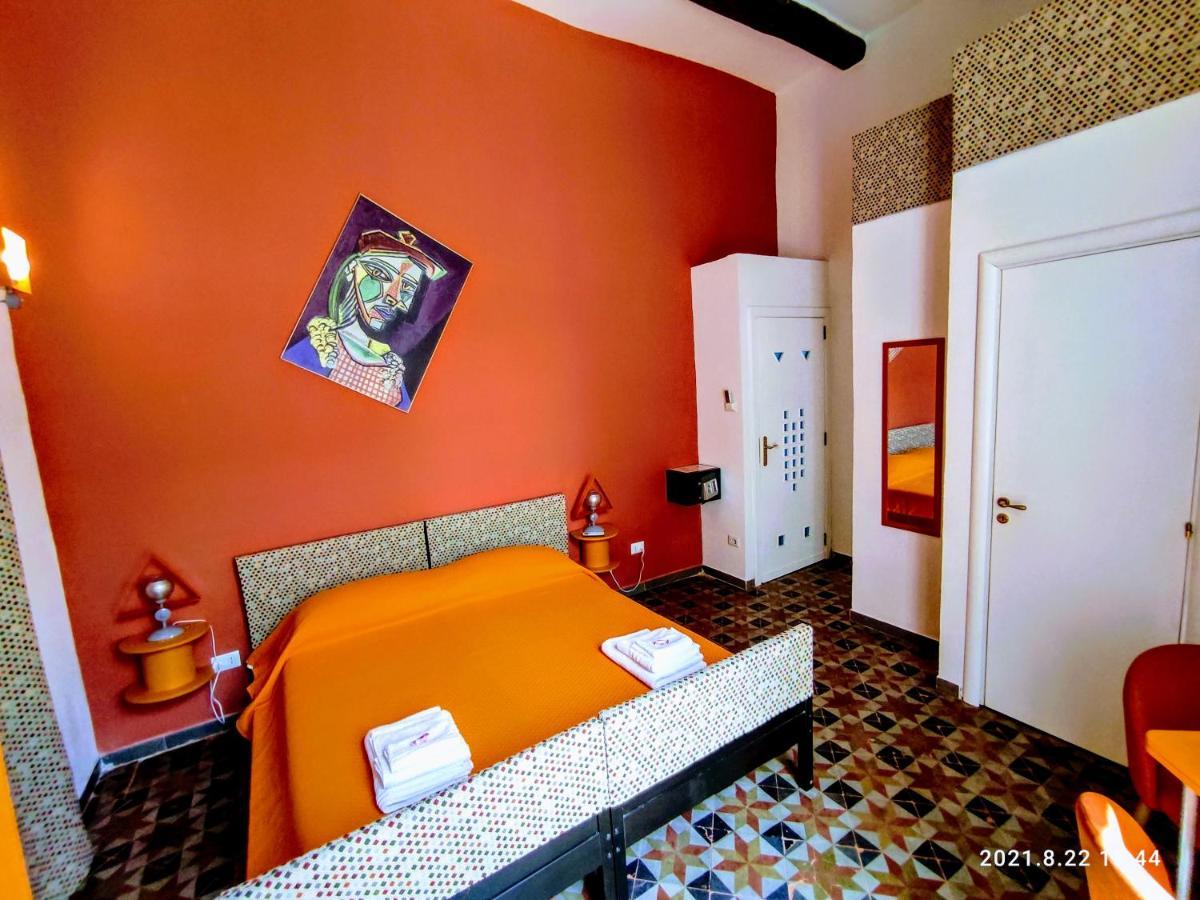 Napoli Naif Bed & Breakfast Exterior photo