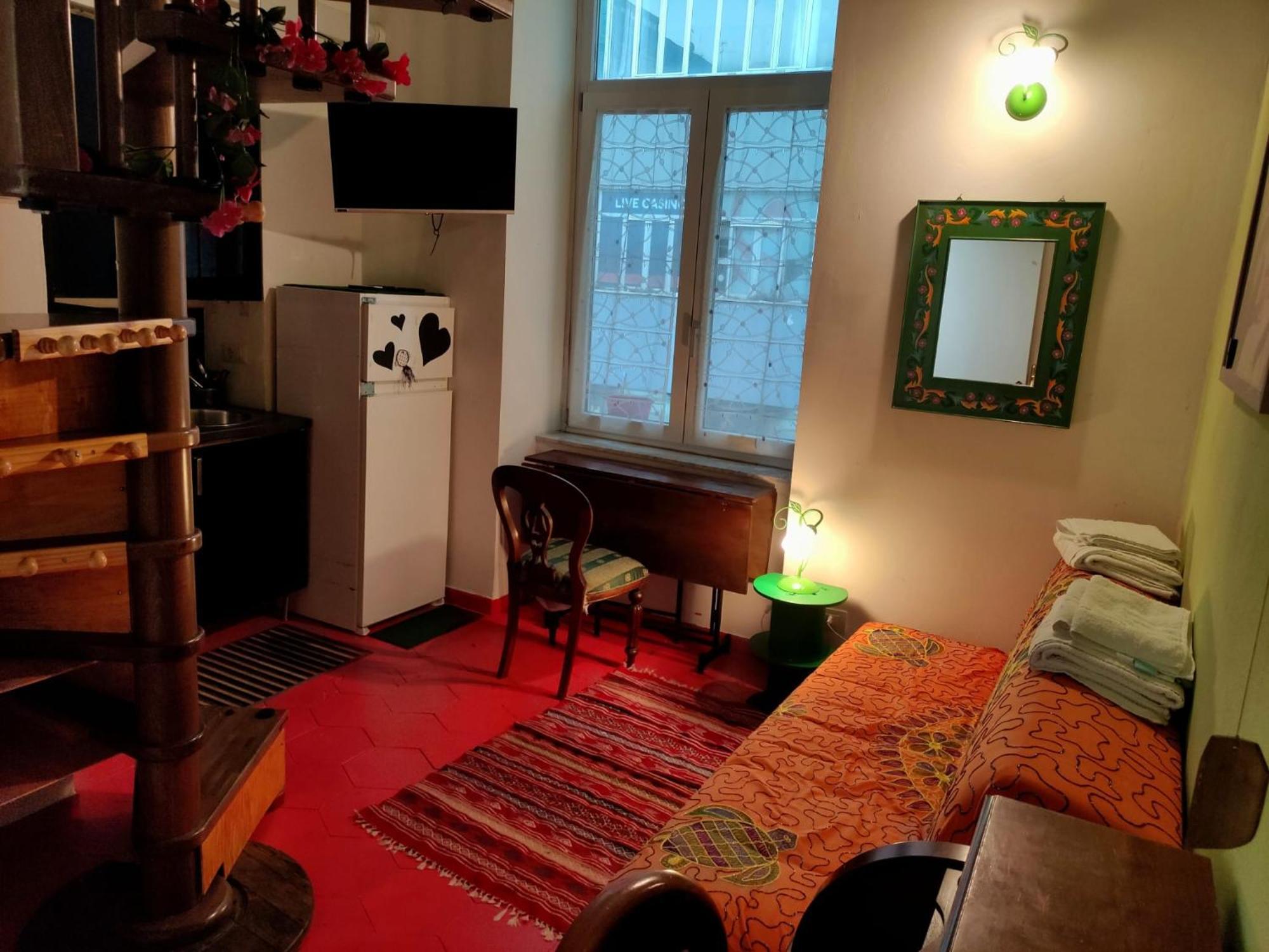 Napoli Naif Bed & Breakfast Exterior photo